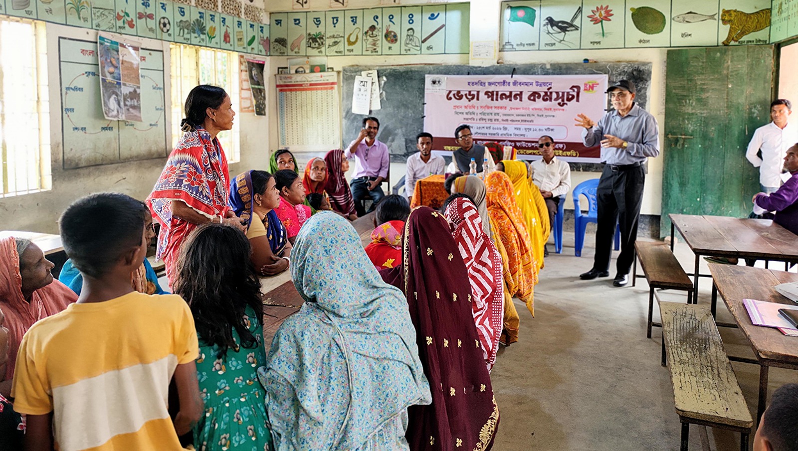 Free sheep Distribution for Ultra-Poor Households Program (4)